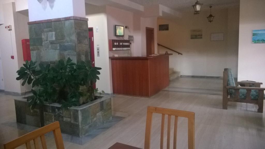 Moustakis Hotel Agia Efimia Exterior photo