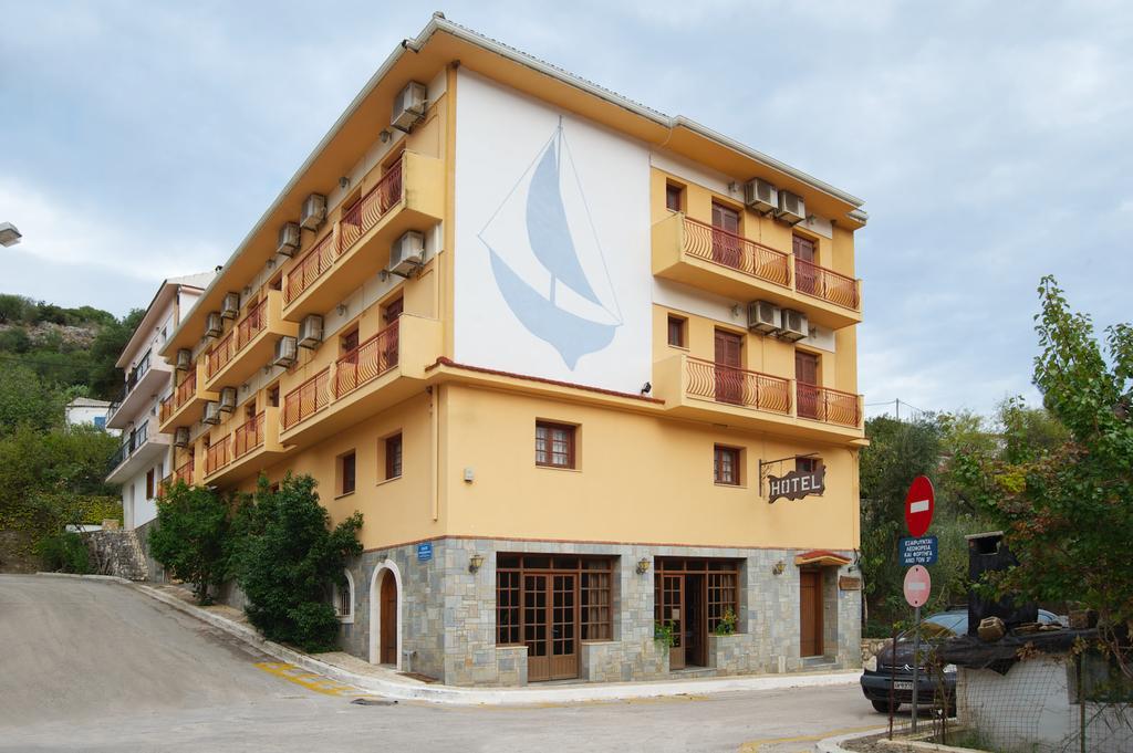 Moustakis Hotel Agia Efimia Room photo