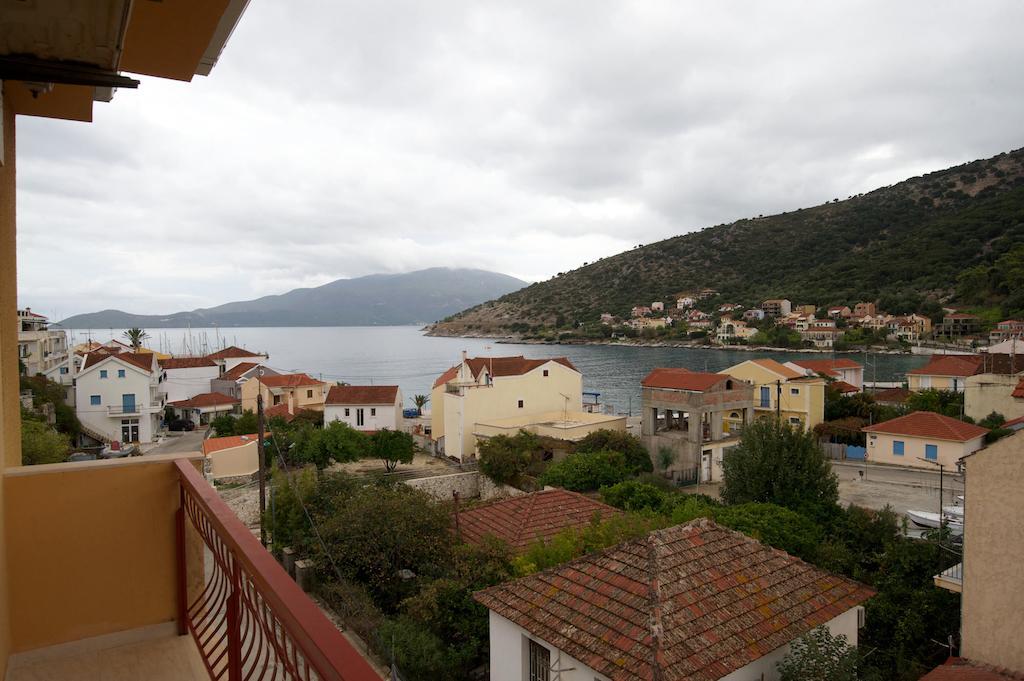 Moustakis Hotel Agia Efimia Exterior photo