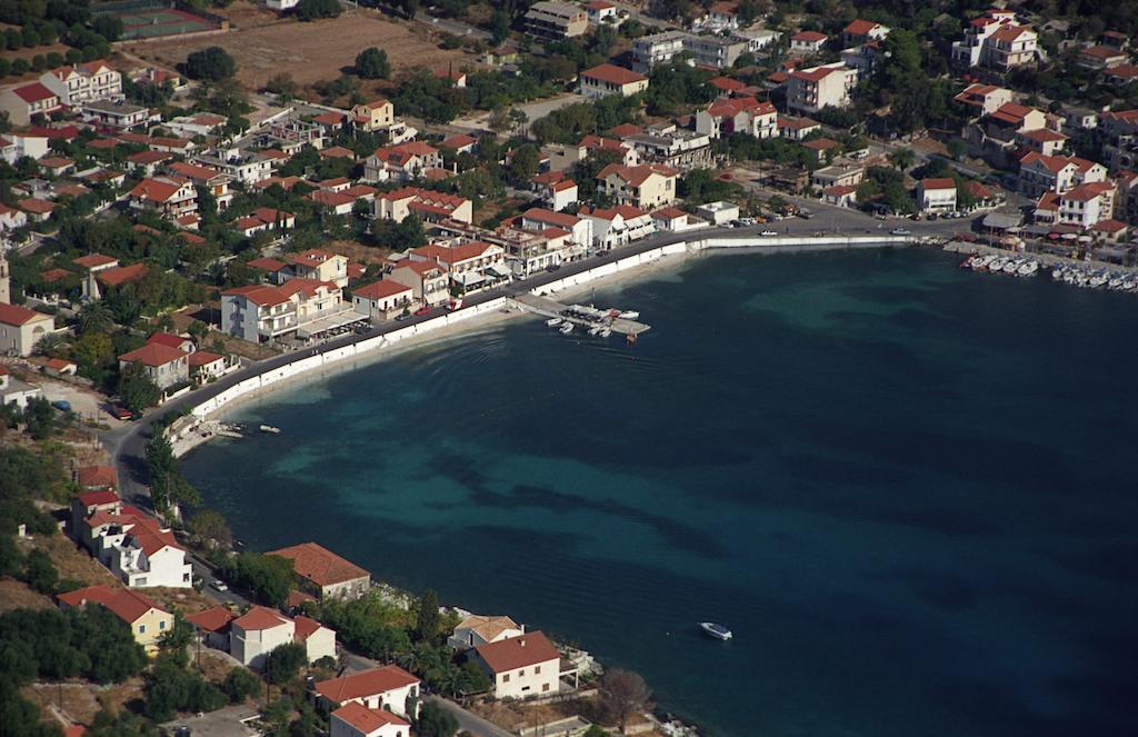 Moustakis Hotel Agia Efimia Exterior photo